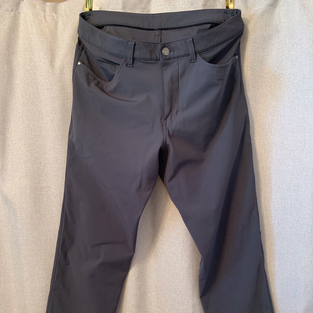 **SOLD**Lululemon ABC slim pants